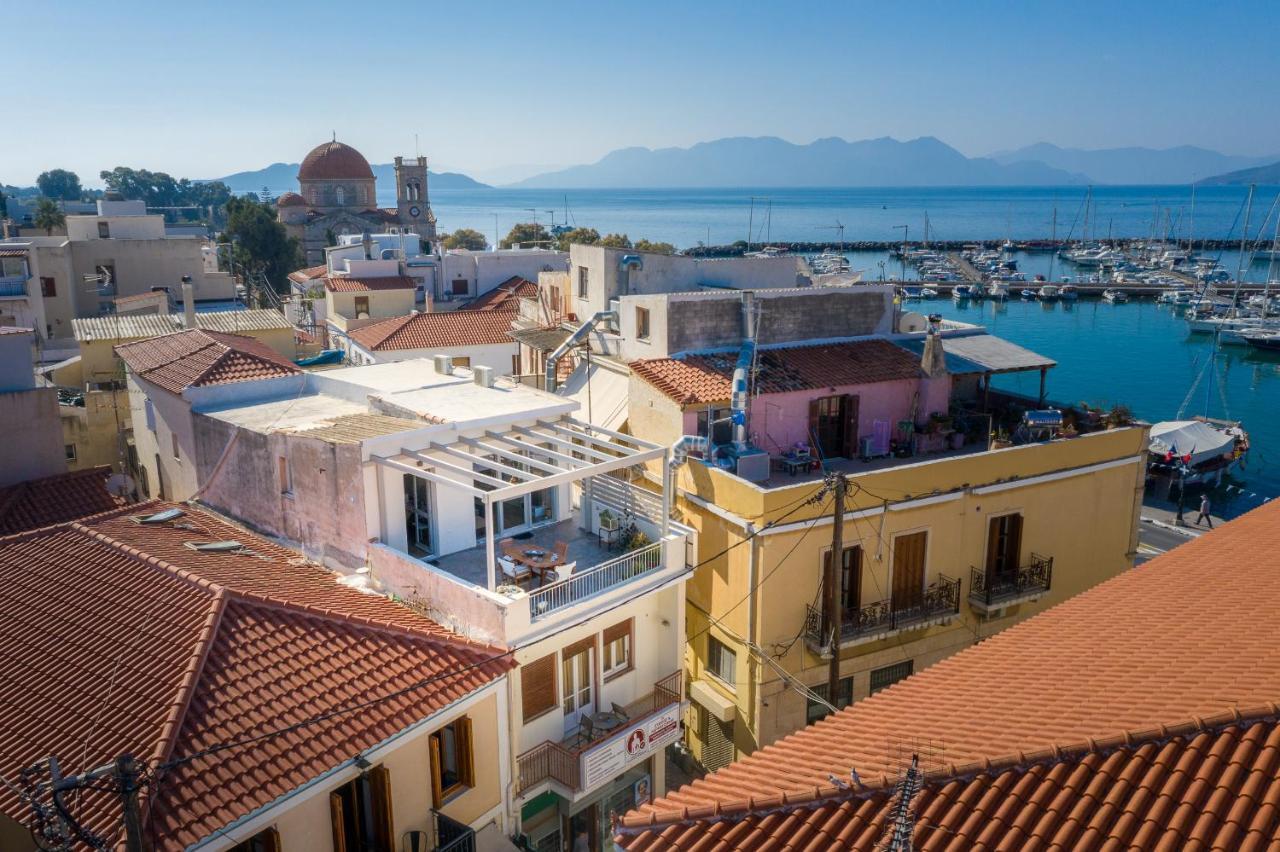Апартаменты The Roof - Flat Sea View In Aegina Town Экстерьер фото